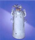 Pressure Feed Container